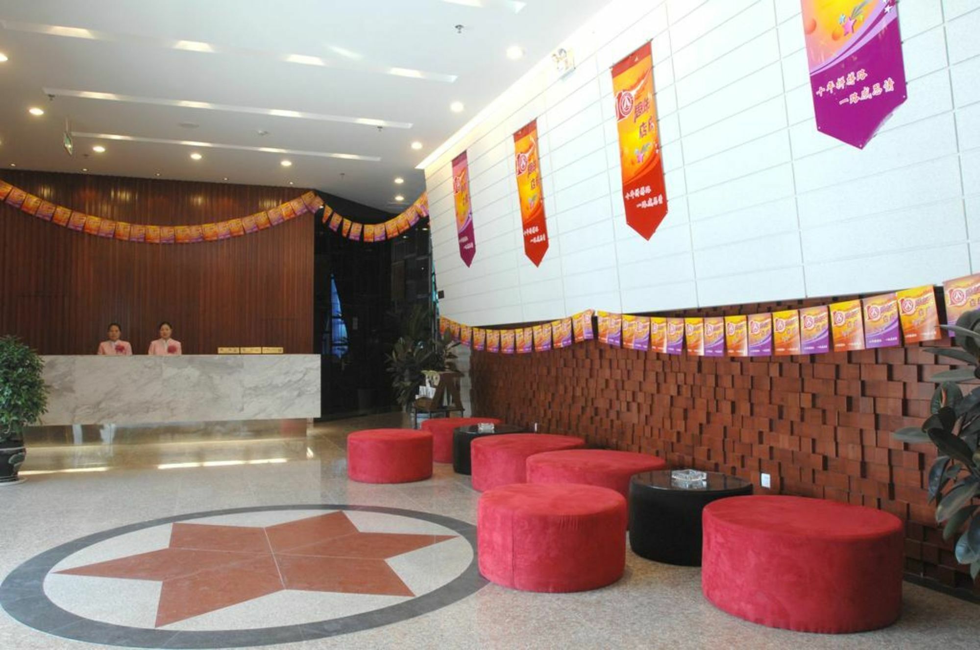 Luoyang Aviation E-Home Inn Exterior foto